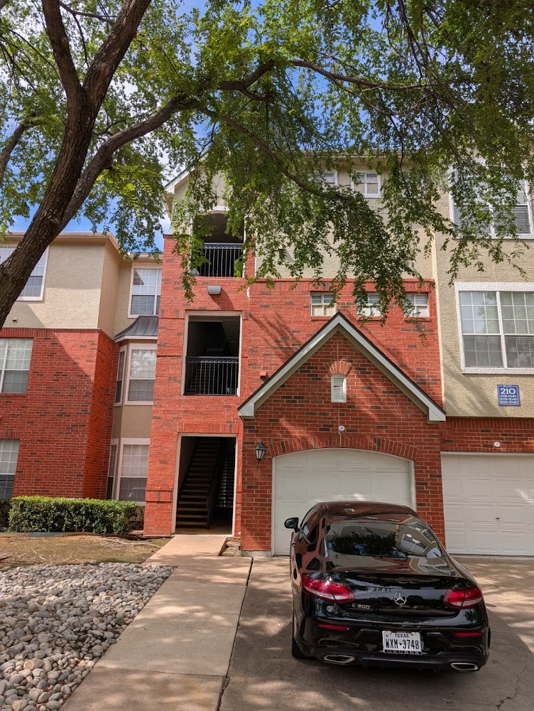 Lexington Apartment Homes