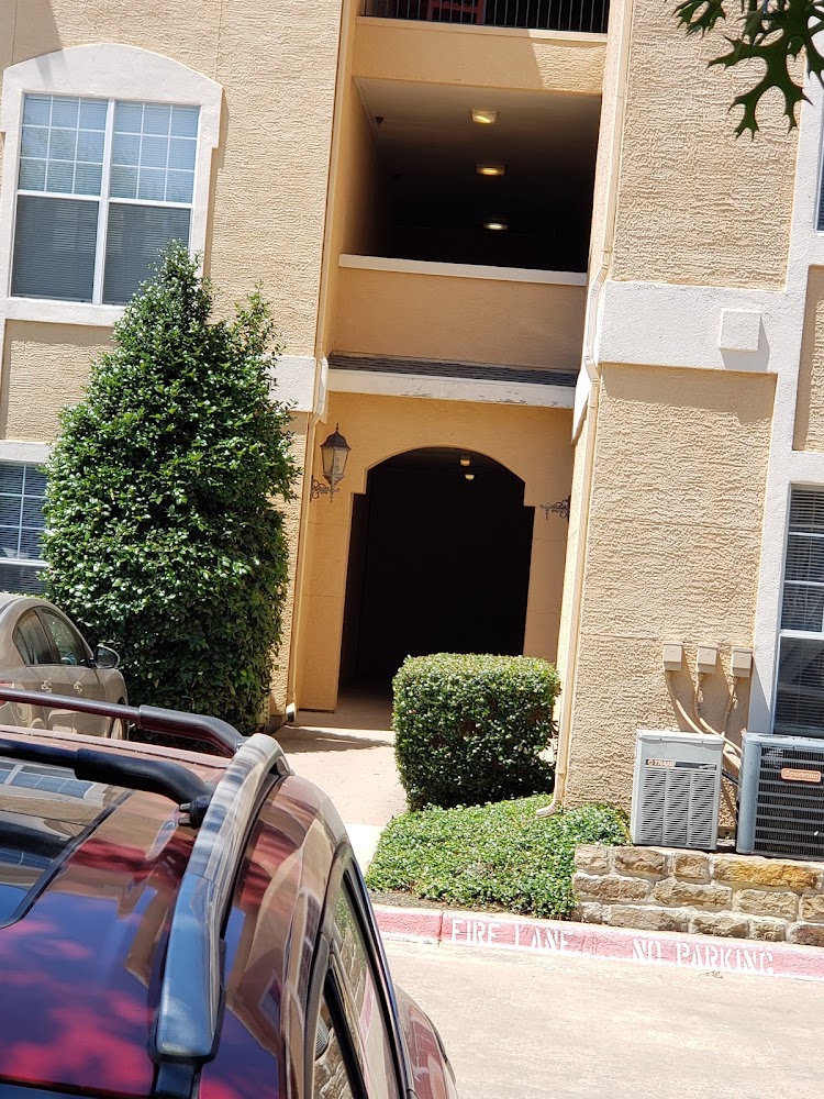 Villas of Mission Bend